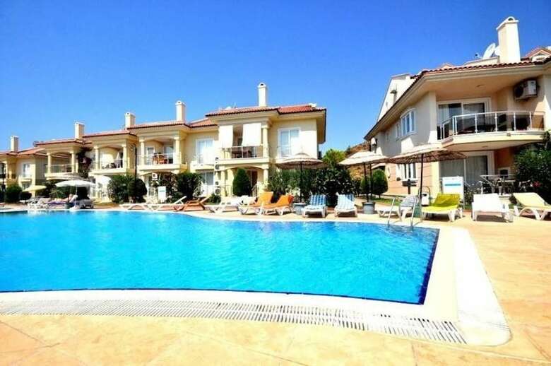 Sunset Beach Club Villas
