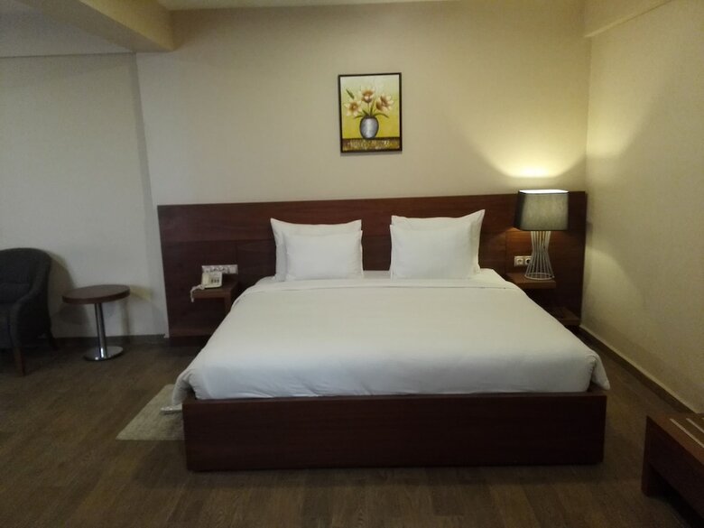 Ah Hotel And Conference