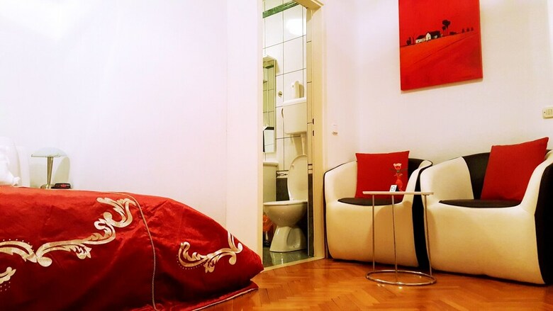 Hotel Adria Apartments