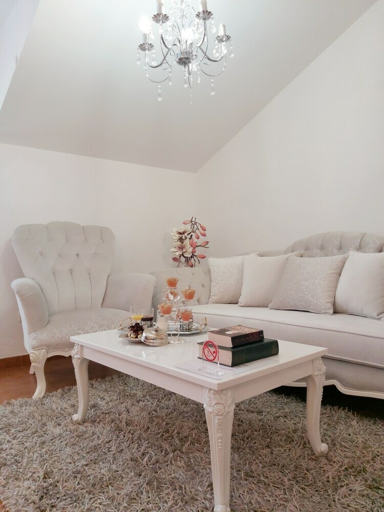Hotel Adria Apartments