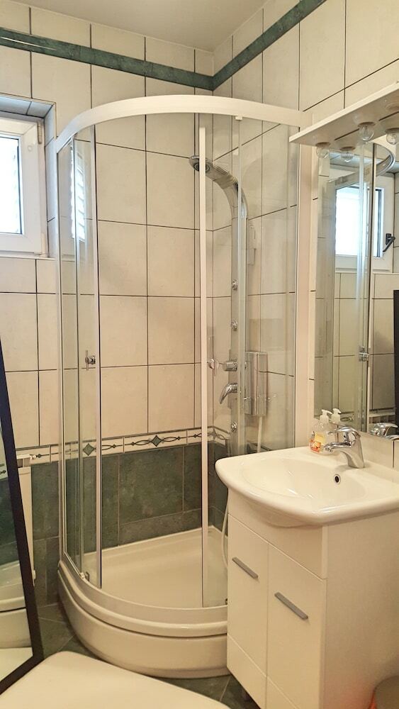 Hotel Adria Apartments
