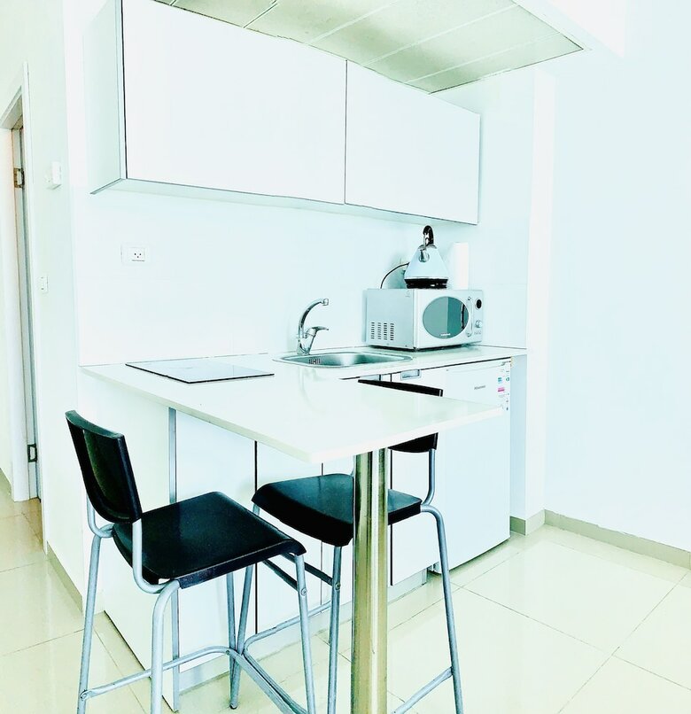 The Seasons King David Apartment