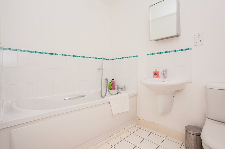 Stunning 2 Bed Apartment With Amazing Views