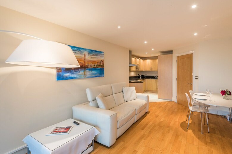Apartamentos Stunning Flat Overlooking The Thames