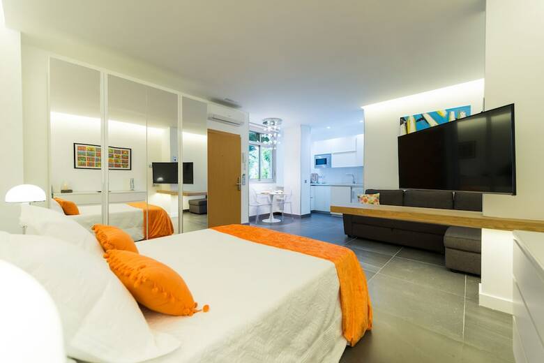 Apartamentos Suites Garden 9 Loft Mir�
