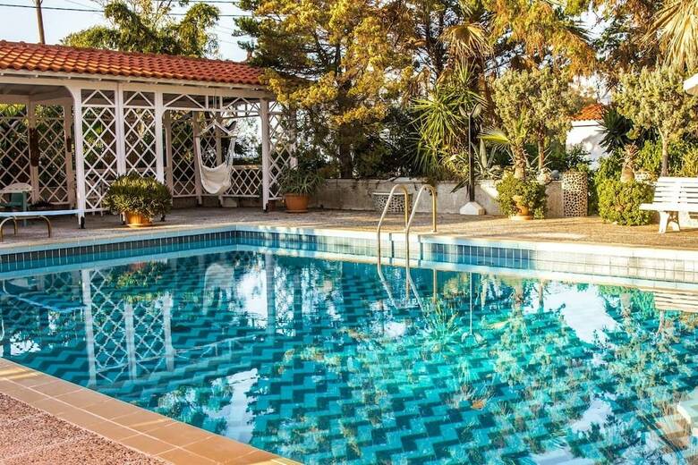 Alepochori Beach Stunning Villa With Olympic Pool