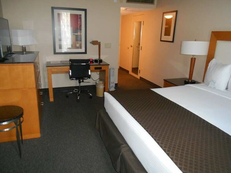 Red Lion Inn & Suites Olympia, Governor Hotel
