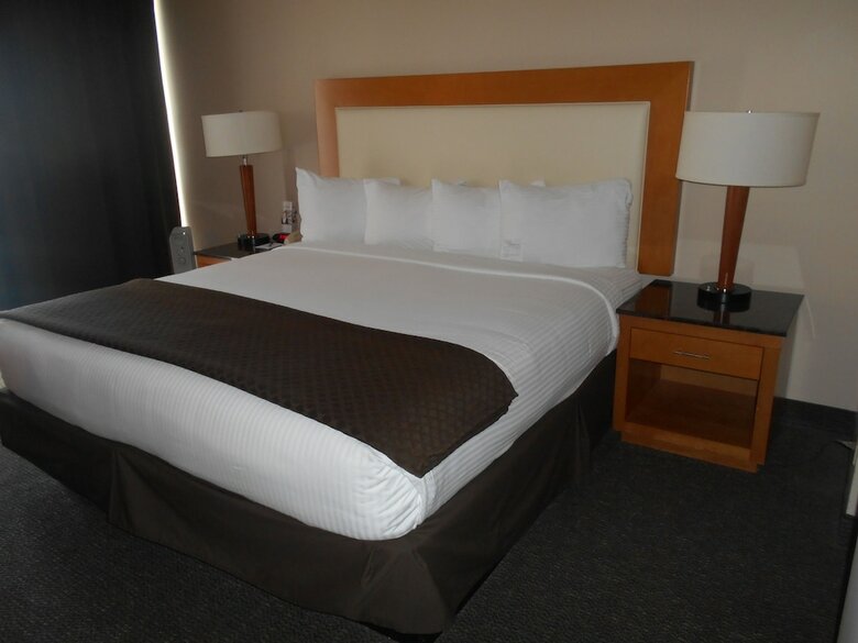 Red Lion Inn & Suites Olympia, Governor Hotel