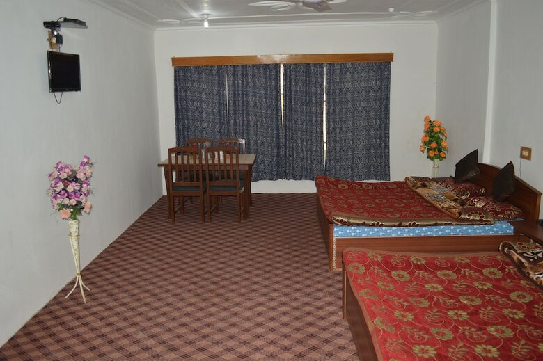 Hotel Grand Noora Palace