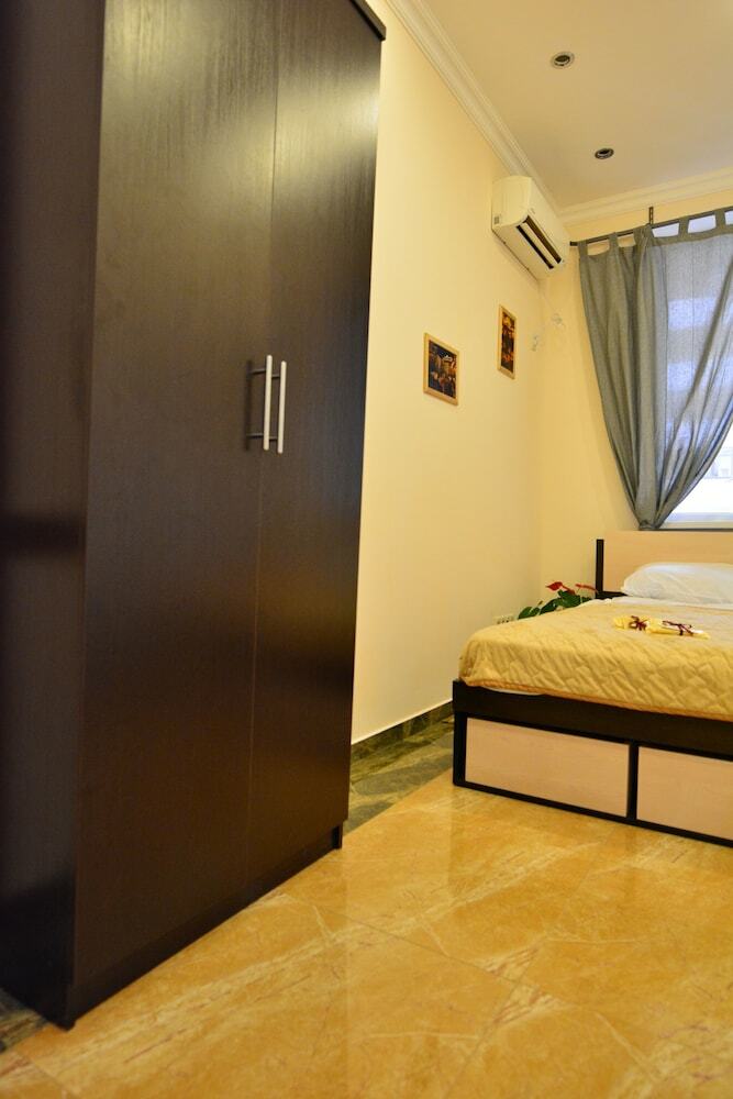Hostal Lassochi Hostel