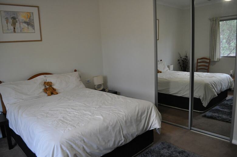 Bed & Breakfast Tree Lodge
