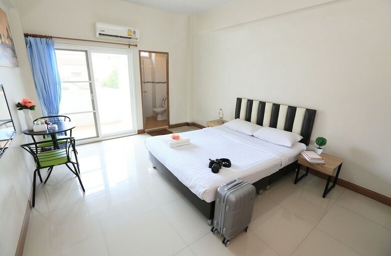 Hotel Sk Resort