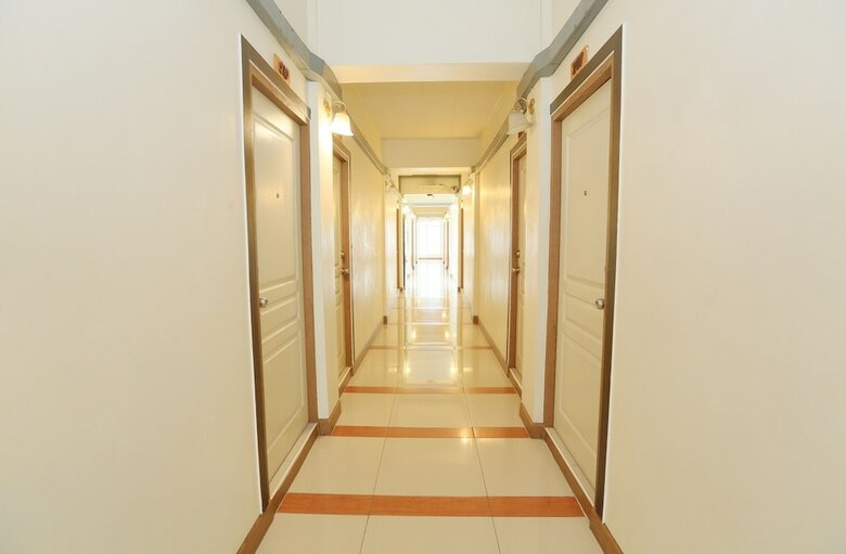 Hotel Sk Resort