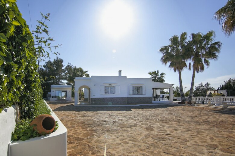 Villa Can Raes