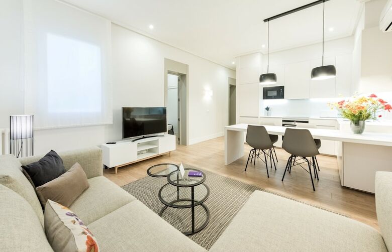 Apartamentos Goya City Center