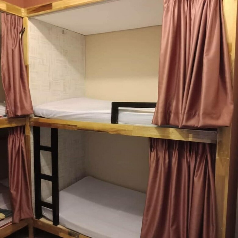 Hostal Escape Backpackers Kk