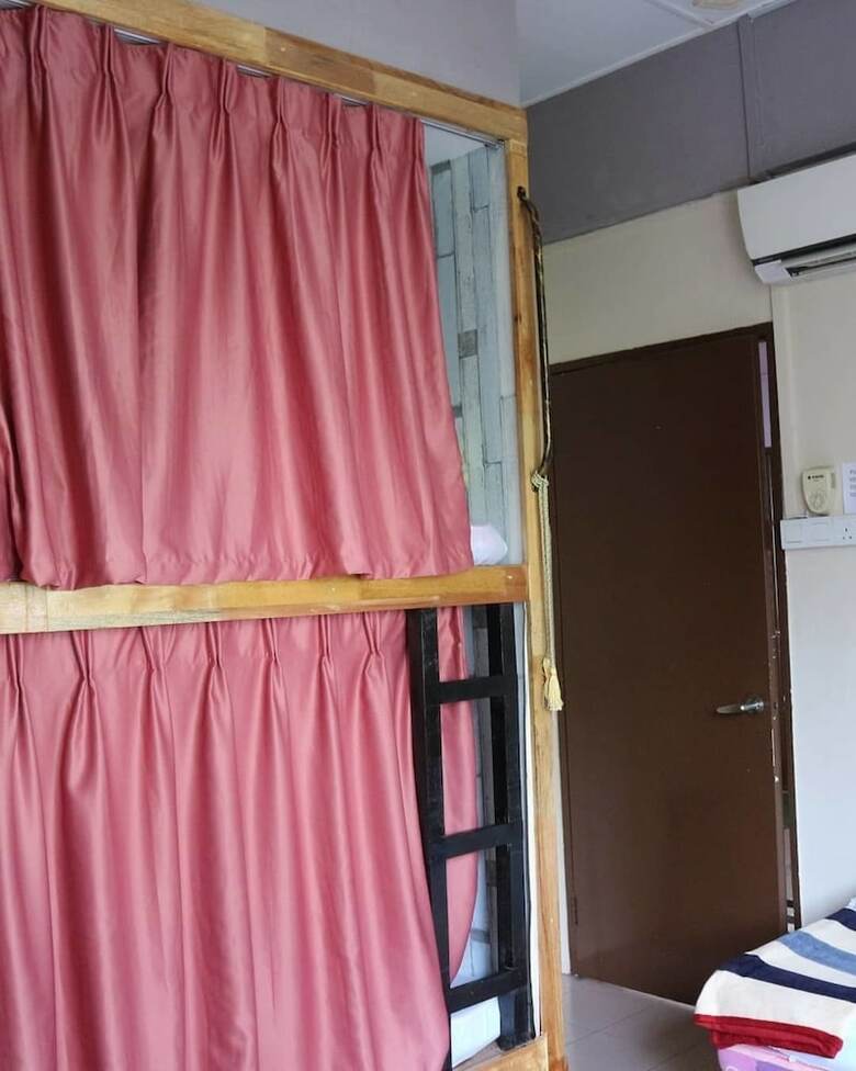 Hostal Escape Backpackers Kk