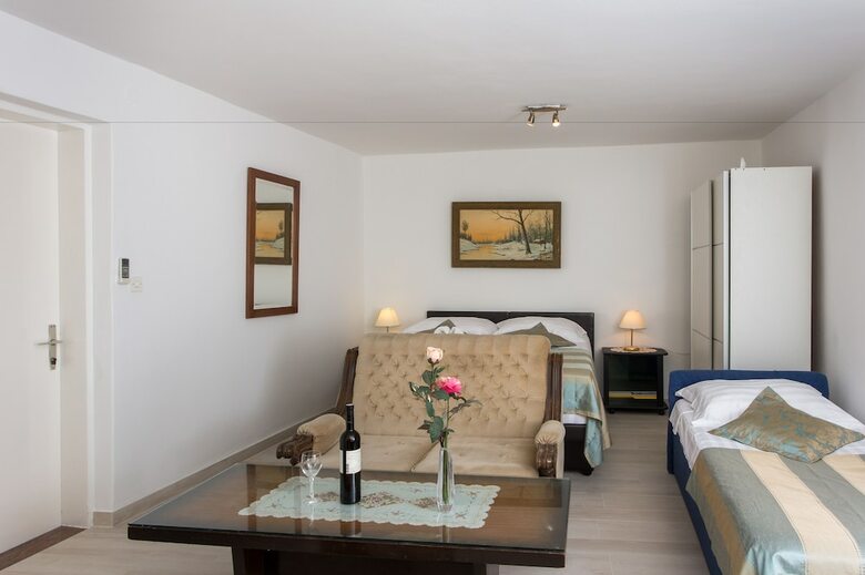 Hotel Guest House Kusalo