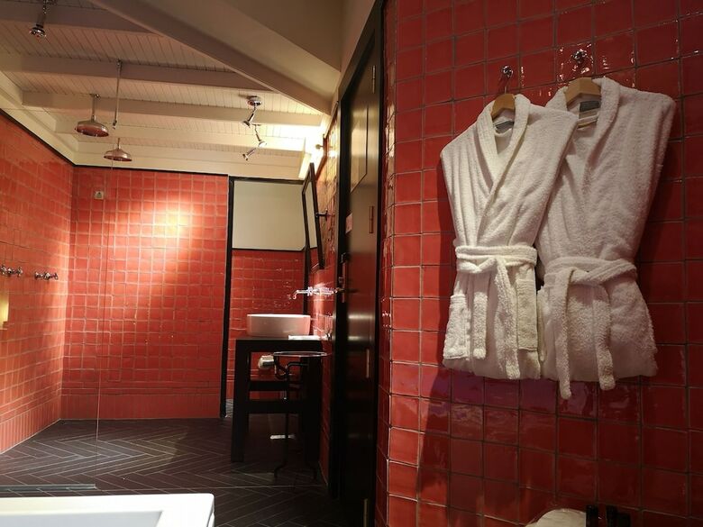 Hostal La Fran�a Travellers - Adults Only