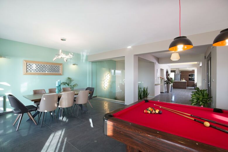 Velvet Breeze Superior Villa