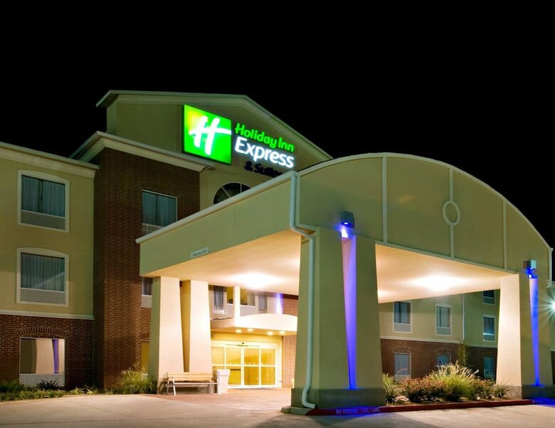 Holiday Inn Express Hotel & Suites Shamrock North