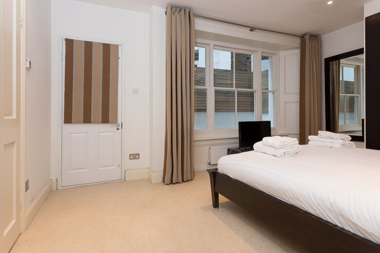 2 Bedroom Apartment In Notting Hill