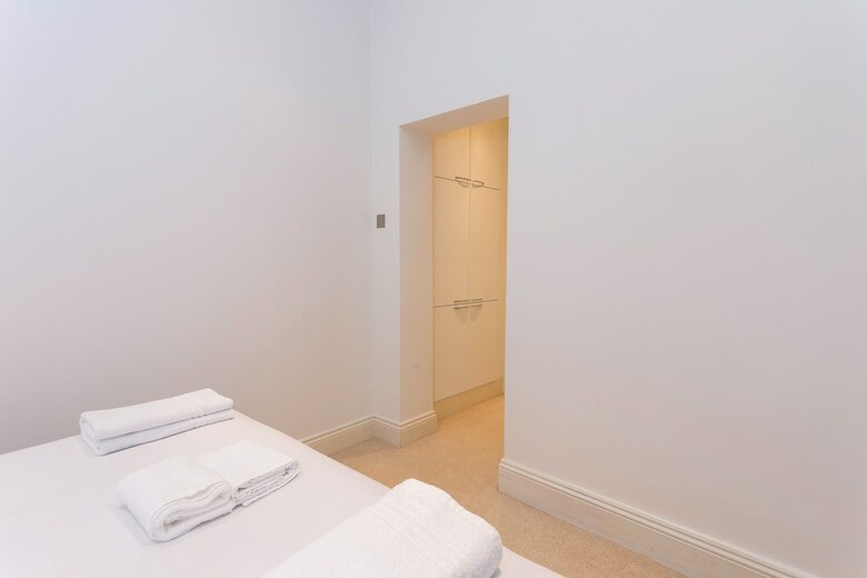 2 Bedroom Apartment In Notting Hill