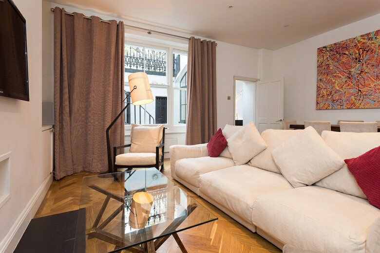 2 Bedroom Apartment In Notting Hill