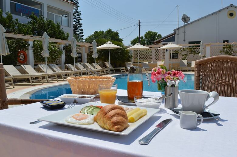 Aparthotel Konstantina Apartments