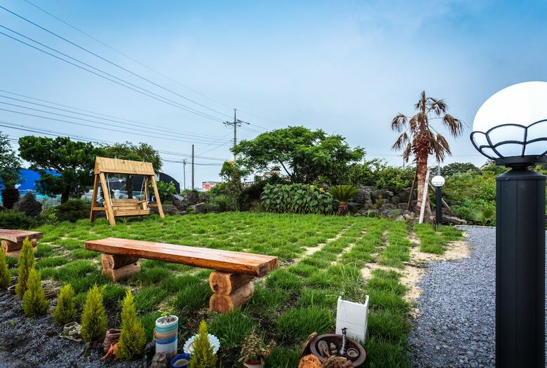 Jeju Wayo Pension