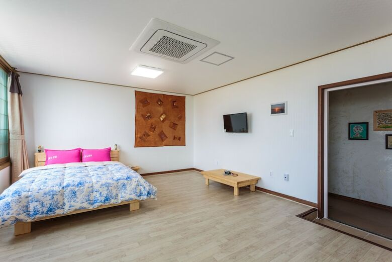 Jeju Wayo Pension