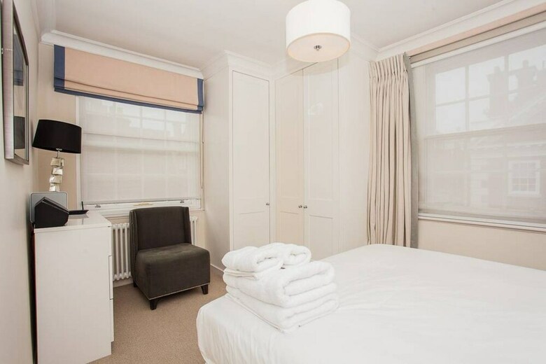 Luxury 2 Bed Mayfair Apartment