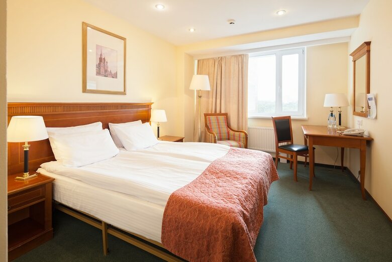 Hotel Sunflower Park