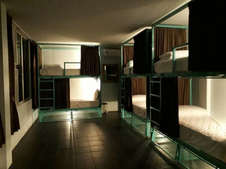 Hostal Sea Turtle Hostel - Adults Only