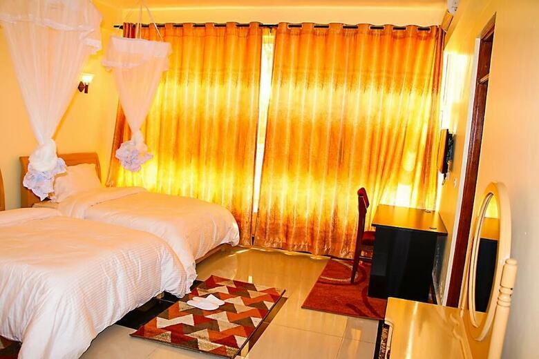 A1 Hotel And Resort