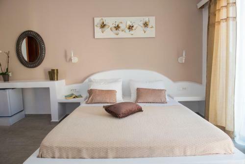 Ino Hotel