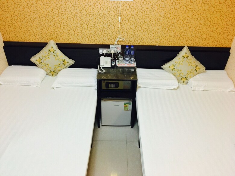 Victoria Hotel