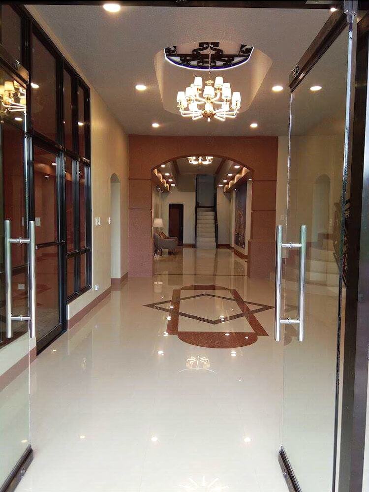 Elizabeth Hotel