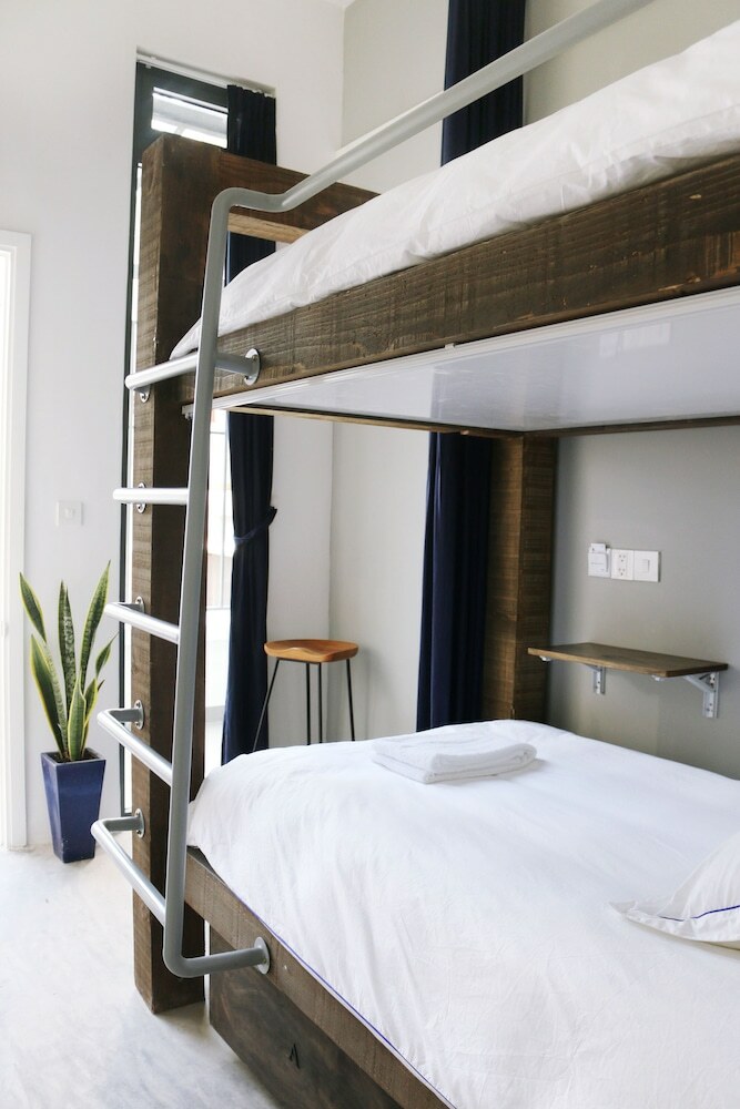 Hostal The Dorm Saigon - Adults Only