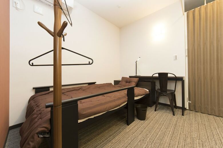 Hostal Ryoma Ikebukuro I - Hostel