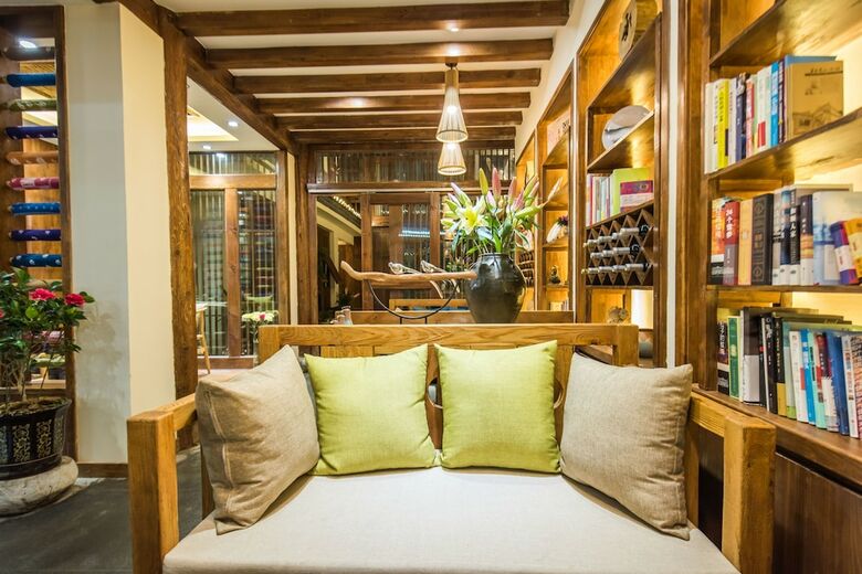 Hotel Lijiang Yue Tu Inn