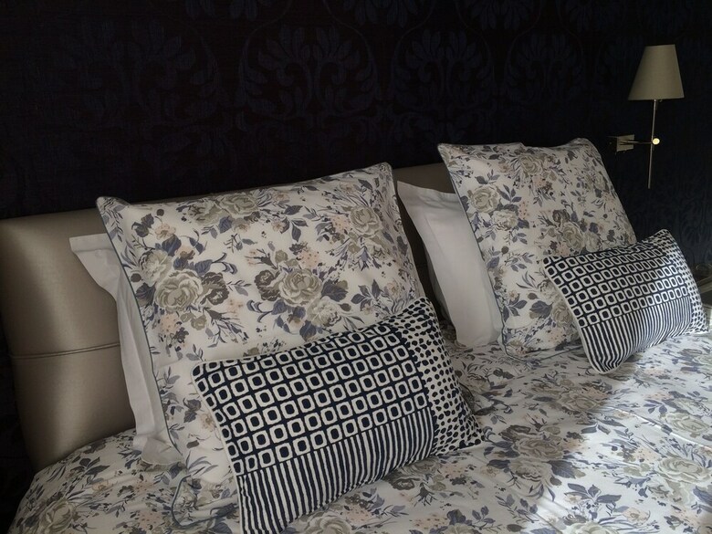 Hotel Les Suites Champenoises