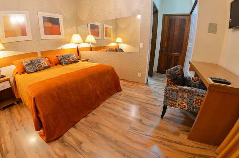 Hotel Canto Belo