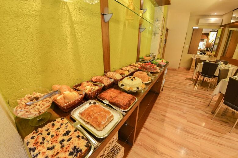 Hotel Canto Belo