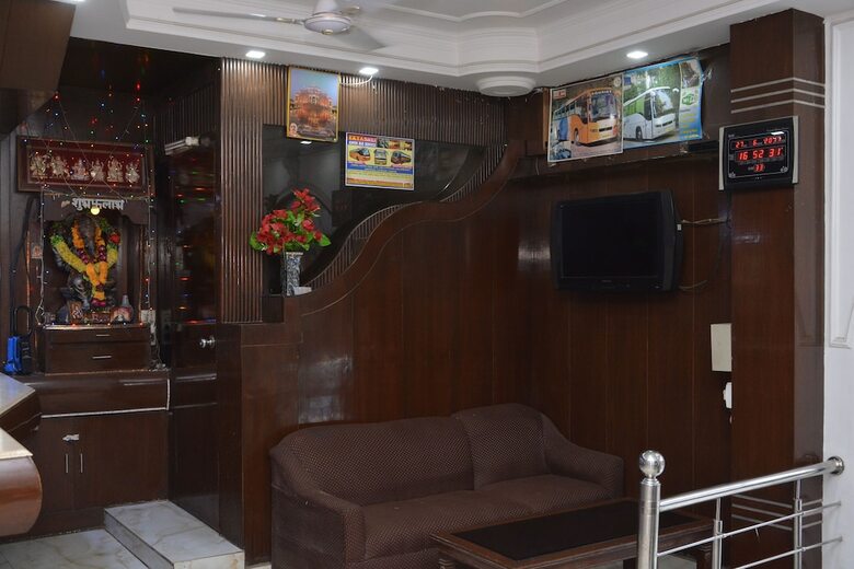 Hotel Yatri International G.h