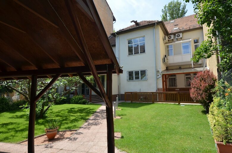 Bed & Breakfast Fig Tree House Budapest
