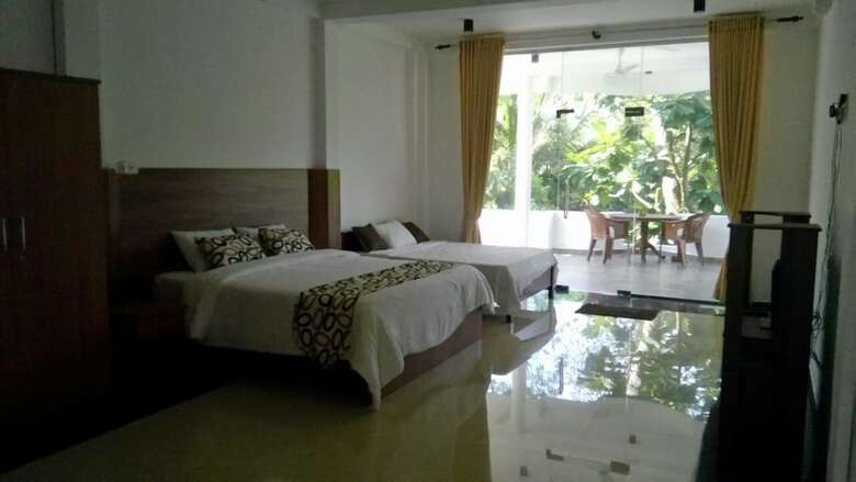 Mangroven River View Hotel