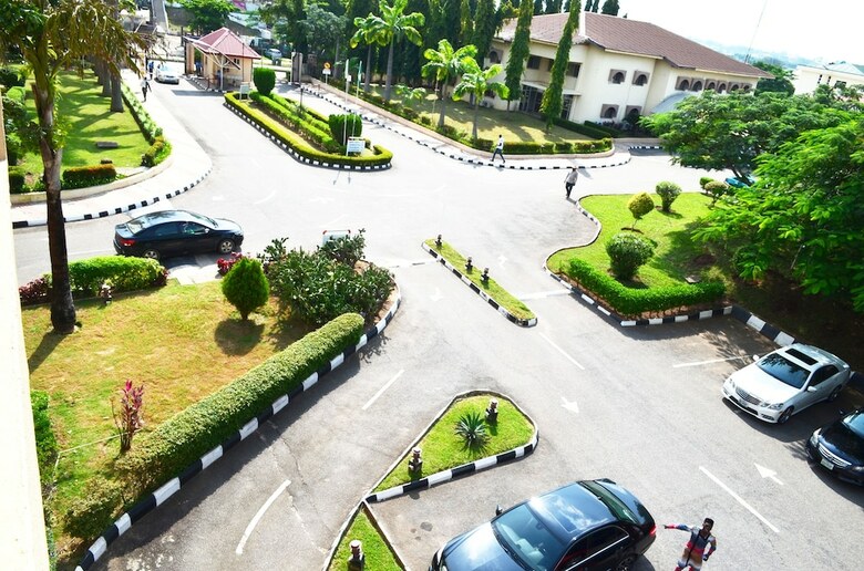 Aparthotel Peniel Apartment Ltd