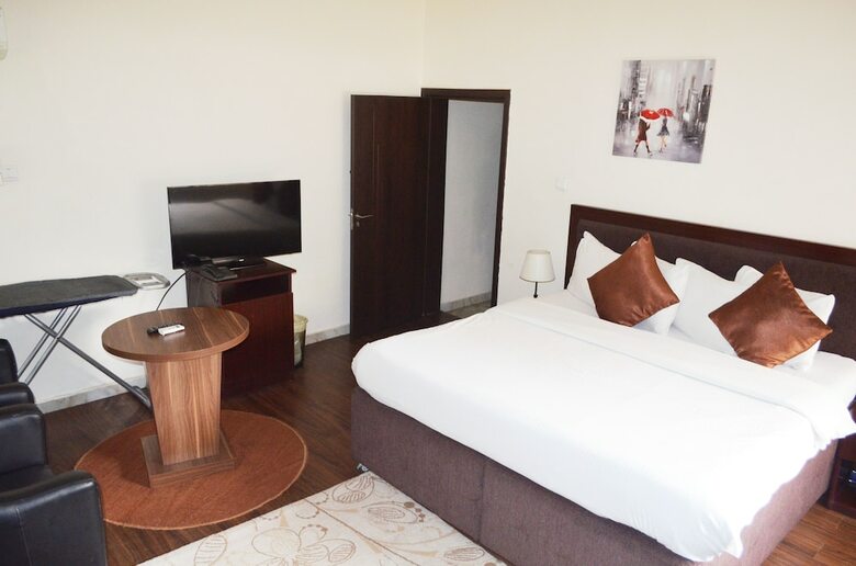 Aparthotel Peniel Apartment Ltd