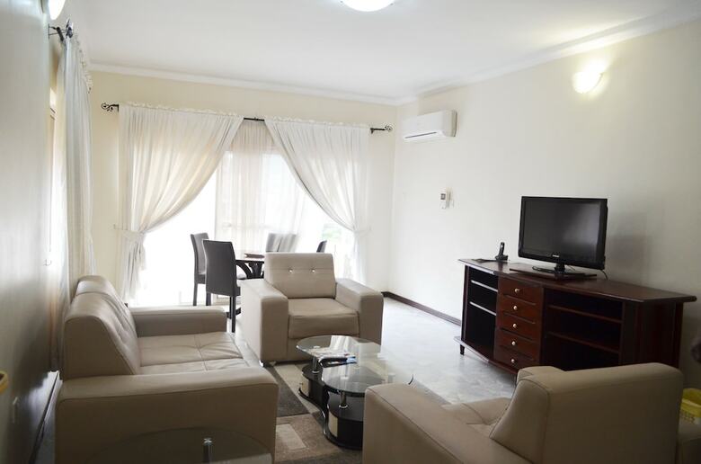 Aparthotel Peniel Apartment Ltd